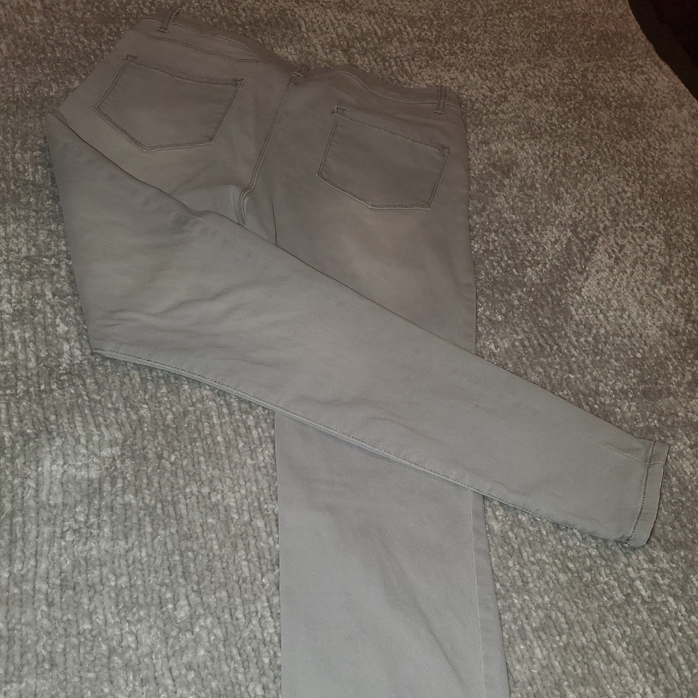 Jeans - Picture 2 of 2